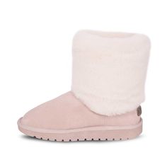 The Women’s Pom Pom Sheepskin Boots elevate the classic 9 Inch Women’s Sheepskin Boot with an added sheepskin lining on the exterior, providing unmatched warmth and comfort. The plush sheepskin upper is as cozy as it looks, ensuring your feet stay snug during cold winter days. The charming pom poms add a playful, stylish touch. Sheepskin Gloves, Moccasins Women, Georgia Boots, High Quality Boots, Moccasins Mens, Closed Toe Shoes, Sheepskin Boots, Cloud Nine, Boot Cuffs