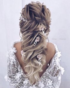 Formal Wedding Hairstyles, Elegant Wedding Hairstyles, Flowers In Her Hair, Trendy Wedding Hairstyles, Short Wedding Hair, Wedding Hairstyles For Long Hair