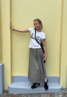 Europe 2024, Skandinavian Fashion, Modest Fits, Summer Lookbook, Spring Summer Outfits, Outfits Casuales, Modest Outfits, Style Ideas, Spring Summer Fashion