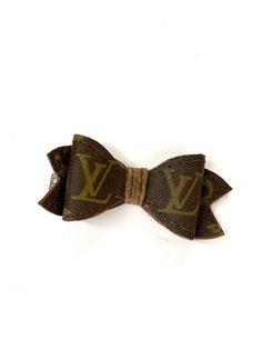 Upcycled Bow Clip - Patches Of Upcycling Repurposed Louis Vuitton, Lv Print, Beach Market, Ancient Fashion, Woven Headband, Boutique Wholesale, Used Louis Vuitton, Stop Dreaming, Never Stop Dreaming