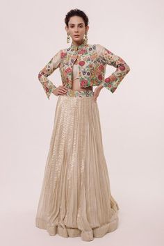 Shop for Onaya Beige Georgette Hand Embroidered Jacket Lehenga Set for Women Online at Aza Fashions Jacket And Lehenga, Lehanga Idea, Western Party Outfit, Crepe Lehenga, Georgette Jacket, Lehenga Top, Jacket Lehenga, Indian Jackets