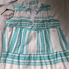 Light And Airy V-Neck Sundress In Green And White. Women’s Size L. New With Tags. Blue Boho Dress, Mock Neck Mini Dress, House Of Cb Dresses, Striped Dress Summer, Blue Long Sleeve Dress, Peter Pan Collar Dress, Black Silk Dress, Lularoe Julia Dress, Vince Camuto Dress