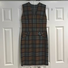 A Total Classic Vintage 1950s, 100% Wool Sheath Dress. Fully Lined. What Makes This So Unique Are The Colors-Beautiful Plaid In Teal Blue With Dark And Light Browns Plaid. The Quality Of This Dress Is Unreal- With Darts In The Bust And Neckline For A Perfectly Tailored Fit. Made In Scotland By Balmoral. 100% Wool. Check Out The Tag! Excellent Condition. Worn A Few Times, Dry Cleaned. Original Zipper Works Perfectly Still. 39 Inches Long. 36” Bust. 32” Waist. 39” Hip The Pocket Detailing Is For D Light Browns, Sublimation Ideas Projects Inspiration, Sublimation Ideas, Dark And Light, Brown Plaid, Size 6 Dress, Classic Vintage, Vintage 1950s, Teal Blue