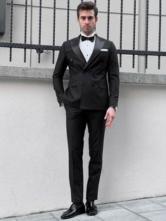 Fabio Black Double Breasted Slim Fit Tuxedo – Brabion Black Double Breasted Suit, Double Breasted Suit Men, Black Tuxedo Suit, Tuxedo Colors, Suit Clothes, Double Breasted Tuxedo, Clothes Jacket, Suit Tuxedo, Comfortable Mens Shoes