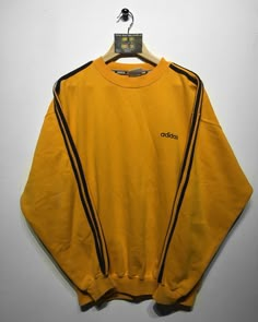 Adidas sweatshirt Size X/Large £36 Website➡️ www.retroreflex.uk #adidas #trefoil #oldschool Yellow Adidas, Adidas Sweater, Adidas Vintage, Adidas Sweatshirt, Moda Vintage, Mode Vintage, Audrey Hepburn