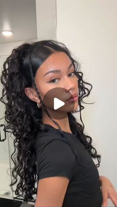 𝐌𝐈𝐊𝐀𝐘𝐋𝐀 on Instagram: "We love a good hair day😍  #curlyhair #curls #curlyhairinspo #hairtutorial" Night Out Hairstyles Curly Hair, Very Easy Curly Hairstyles, Hair Styles For Messy Hair, Easy Cute Simple Hairstyles, School Picture Day Hairstyles Curly Hair, Cute Hairstyles For School Curly Hair, Girls Hairstyles Curly Hair, Hair For Picture Day, Easy Cute Curly Hairstyles