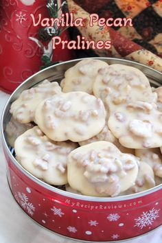 Creamy, dreamy, delicious vanilla pecan pralines.  A great holiday or everyday candy and pretty easy to make!   #pralines #ChristmasCandy Praline Fudge Recipe, Praline Recipes, Praline Pecans Recipe, Homemade Pralines, Chocolate Pralines, Yummy Candy, Praline Recipe, Candy Ideas, Christmas Baking Recipes