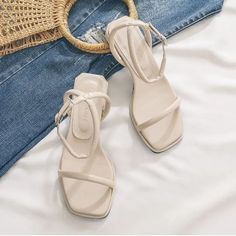 Eco-Friendly Narrow Band Vintage Square Toe Sandals