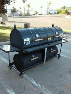 Moss Grills Grills Moss Grills Queen Quad Custom BBQ Grill & Smoker - 401 55 Gallon Drum Smoker, Oil Drum Bbq, Custom Bbq Grills, Custom Bbq Smokers, Smoker Designs, Bbq Smoker Trailer, Barrel Grill, Barrel Bbq, Bbq Pit Smoker