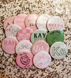 You can choose whichever button you would like! The sorority/color can be changed! Button Pins Design, Button Pin Design Ideas, Gameday Buttons, Pin Button Design, Sorority Buttons, Big Little Canvas, Sorority Pins, Bid Day Gifts, Big Little Basket