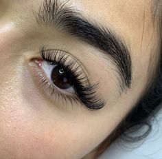 Eyelash Extensions On Big Eyes, Super Long Natural Lashes, Long Fluffy Lash Extensions, Hybrid Lash Extensions Hooded Eyes, Lash Extension For Big Eyes, Hybrid Lashes Extensions, Lash Extensions Hybrid, Hybrid Eyelash Extensions, Natural Hybrid Lash Extensions