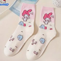 Adorable New Cream Colored Crew Length Women’s Sanrio My Melody Socks My Melody Shoes, Hot Topic My Melody, My Melody Hand Cream, Kuromi Socks, Sanrio Socks, My Melody Socks, Hello Kitty Cartoon, Pastel Outfit, Winter Girls