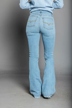 Our popular Jennifer jeans are in lighter, distressed denim. The ultra-high rise and super wide flare leg flatter all shapes and sizes, while the lighter denim updates the look without sacrificing the durability of our ring-spun denim. Fabric: 99% Cotton | 1% Spandex Fit: Ultra High Rise, Super Wide Flare Leg Details: Denim Ring, Cute Western Outfits, Country Fits, Western Wear Outfits, Cute Country Outfits, Western Style Outfits, Yee Haw, Future Outfit, Cute Preppy Outfits