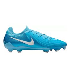 the nike vapor soccer shoe is shown in blue and white, with silver accents on the upper