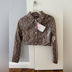 Women’s Nwt Blue Blush Cropped Animal Skin Print Pleather Jacket. Size S. Long Sleeve Snake Print Winter Outerwear, Fall Snake Print Long Sleeve Outerwear, Fall Long Sleeve Snake Print Outerwear, Animal Skin Print, Pleather Jacket, Coats Women, Animal Skin, Tan Brown, Coats For Women