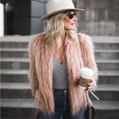 Women Faux Fur Shaggy Jacket Coat Blazer Coat Lined Small 4-6 M -8-10 L 12-14 Boutique Item Vogue Couture, Pink Faux Fur Jacket, Pink Fur Coat, Skandinavian Fashion, Pink Fur, Mode Inspiration, Faux Fur Jacket, Fall Winter Outfits, Fur Jacket