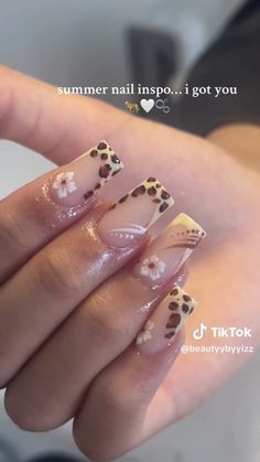 Leopard Print Nail Art, Leopard Print Nail, Leopard Nail Designs, Print Nail Art, Cheetah Nail Designs, Holiday Acrylic Nails, Cheetah Print Nails, Acrylic Toe Nails, Cheetah Nails