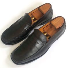 Tods Brown Slip On Loafer Sz 12 Brand: Tod's Size: 12 Classic Brown Tassel Slip-on Loafers, Brown Slip-on Loafers With Goodyear Welt Construction, Brown Slip-on Loafers With Perforations, Brown Slip-on Loafers With Metal Feet, Brown Loafers With Rubber Sole, Medium Width, Tods Shoes, Loafer Shoes, Loafers, Men's Shoes