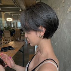 Korean Pixie Haircut, Haircut Hacks, Feminine Short Hair, Extreme Haircut, Haircut Transformation, Women With Short Hair, Before And After Hair, Korean Short Hair