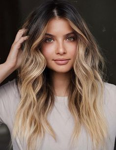 Dark Blonde Ombre, Dark Blonde Balayage, Brunette With Blonde Highlights, Dark Blonde Highlights, Caramel Blonde Hair, Dark Blonde Hair Color, Blond Balayage, Blonde With Dark Roots, Hair Blond