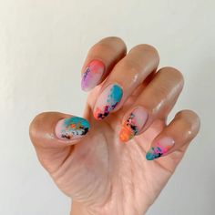 Nail Designs Abstract, How To Shape Nails, Fancy Nail Designs, Summer Nails 2023, Shape Nails, Minimal Nails, Nails 2023, Nails At Home, Fabulous Nails