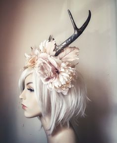 Transform yourself into a leafy faerie woodland creature with this stunning headdress made with faux, antique bronze colored antlers, and cream colored faux blossoms & foliage. You will look as though you sprang out of a fairy tale forest! This head piece is lightweight, lined with lace covered felt for your comfort, and secured with an elastic strap in the back. To find out more about my life, art and work, visit me on: my website - http://www.serpentfeathers.com/ Instagram - https://www.instagram.com/kaamorastreya Patreon - https://www.patreon.com/serpentfeathers All my items are handmade with the absolute most loving care. I take pride in my work, and my aim is to make you feel elated with your magical new gear. If you have any questions or need anything, please don't hesitate to ask me Lumpy Space, Witch Costumes, Fairy Wedding, Fantasy Wedding, Pirate Costume, Fantasy Costumes, Fairy Costume, Bridal Crown, Costume Hats