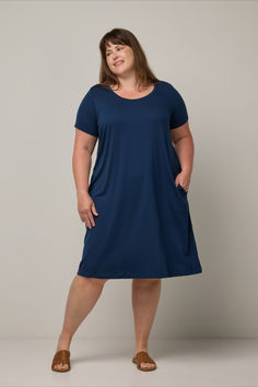 "These dresses are so comfortable, and my dress is complimented every time I wear one." Susan H
The Maggie Merino Wool swing dress has a slimmer cut, short sleeves, and a scoop neck. It's pocketed and pairs well with just about everything. Travel Dress, Super Cute Dresses, Long Torso, Marine Blue, Wool Dress, Comfortable Dress, Favorite Dress, Ethical Fashion, Tops For Leggings