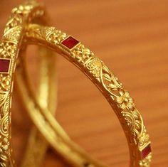 Gold Ruby Bangles-And-Bracelets - Sanvi Jewels Pvt. Ltd. - 3148766 Single Gold Bangle Designs, Ruby Bangles Gold, Plain Gold Bangles, Modern Bangle, Gold Bangles Indian, Ruby Bangles, Gold Jewels Design, Gold Bangle Set