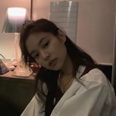 Jenny Kim, Jennie Aesthetic, Empty Words, Asian Short Hair, Rosé Jisoo, Blackpink Blink, Uzzlang Girl, Kim Taehyung Wallpaper