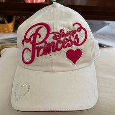 Disney Princess In Hot Pink On A White Baseball Cap. Floppy Hat Summer, Mickey Mouse Ears Hat, Mickey Mouse Hat, Red Beret, Disney Hats, White Baseball Cap, Floppy Sun Hats, Ski Cap, Pandora Disney