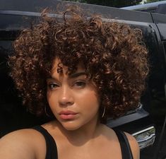 3a3b Curly Hair Short, Short Curly Hair Type 3b, 3b Short Curly Hair Round Face, 3a Short Hair, 3b Short Curly Hair Bangs, Short Curly Bob Wig, Short Hair Bangs, Wigs Deep Wave, Blonde Highlights Curly Hair