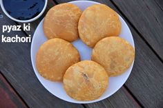 Pyaz Kachori, Malai Recipe, Bhatura Recipe, Frankie Recipe, Veg Snacks, Indian Appetizers, Fav Food