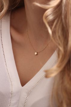 "14k & 18k Gold Thick Star Necklace / Handmade Gold Star Necklace Available in Gold, Rose Gold and White Gold ---> Back of the star is non-hollow ❥ ITEM DETAILS ---> Gold Color of Choice : Yellow Gold, Rose Gold, White Gold ---> Material : 14k ( 585 ) or 18k ( 750 ) Real Gold. It is Not Gold Filled or Gold Plated ---> Made to order ---> Adjustable Chain is Optional ---> Pendant Height : 8 mm ---> Pendant Width: 8 mm ---> The Thickness of Star: 2.40mm ---> Closure: Gold Star Necklace, Photographing Jewelry, Star Necklace Gold, Jewelry Photoshoot, Gold Armband, Gold Bar Necklace, Aquamarine Jewelry, Ruby Jewelry, Amethyst Jewelry