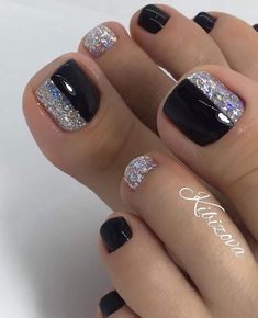 Teen Nail Art, Shorter Nails, Nail Pedicure, Toenail Art, Feet Nail Design, Pedicure Designs Toenails, Pedi Ideas, Pretty Manicures, Pedicure Nail Designs