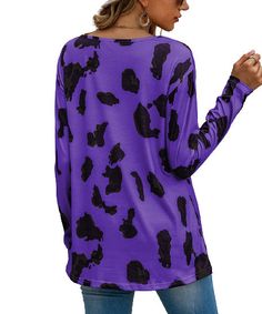 Blue/Purple Leopard V-Neck Top size XXL Purple Long Sleeve Trendy Tops, Trendy Purple Long Sleeve Tops, Trendy Long Sleeve Purple Top, Casual Purple V-neck Top, Purple Leopard, Famous Designers, Saved Items, V Neck Tops, Blue Purple