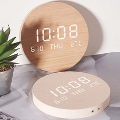 Modern Nordic-Style LED Digital Wall Clock with Temperature Display Image 1 Wooden Clocks, Led Wall Clock, Clock Living Room, Digital Wall Clock, Wall Watch, Led Clock, Creative Bedroom, Hanging Clock, Table Clocks