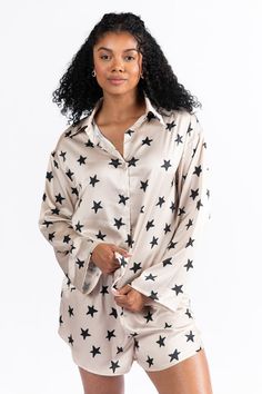 Details Neutral Stars Pajama Top Fabric has little stretch Collared style, functional button up closure, long sleeves Unlined Size small from shoulder to hem: 25" Material and Care 96% polyester 4% spandex Hand wash cold, dry flat Patterns may vary Materials may have natural variations Colors may vary from different viewing devices. Cocktail Dress Wedding Guest, Holiday Party Fashion, Red Romper, Pink Rompers, Blue Romper, White Romper, Pajama Party, Style Maxi Dress, Pajama Top