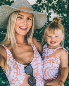 70.4k Likes, 508 Comments - AMBER FILLERUP CLARK (@amberfillerup) on Instagram: “Matchy matchy with my Ro on our way to a birthday party @eleswims” Kids Goals, Moms Goals, Mommy Daughter, Love You Baby, Mommy And Me Outfits, Mom Daughter