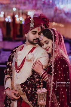 Hindu Wedding Photos, Marriage Poses, Indian Wedding Pictures, Bride Groom Poses, Indian Bride Poses, Indian Bride Photography Poses, Indian Wedding Poses, Bride Photos Poses