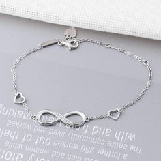 Beautiful sterling silver infinity bracelet that pairs well with any outfit or occasion! Perfect gift idea for her. Bracelets Type: Chain & Link BraceletsMetals Type: SilverMetal Stamp: 925 SterlingMain Stone: ZirconiaItem Type: BraceletsLength:: 18.5cm Silver Infinity Bracelets, Wedding Bracelets, Silver Necklace Set, Silver Bracelets For Women, Infinity Pendant, Infinity Necklace, Silver Chain Bracelet, Love Bracelets, Wedding Bracelet