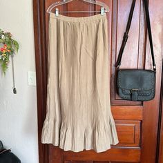 Nwt The Paragon Polyester Maxi Skirt Light Weight Satin Smooth Elastic Waistband 16-18” Casual Maxi Skirt With Pleated Hem, Fitted Casual Maxi Skirt With Pleated Hem, Casual Beige Bottoms With Pleated Hem, Light Pink Maxi Skirt, Maxi Jean Skirt, Pink Maxi Skirt, Maxi Lace Skirt, Pleated Long Skirt, Wrap Maxi Skirt