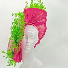 Handmade by Featured Milliner of The Kentucky Derby Museum 2023 & 2024! Light pink hatinator with imported pleated jensin hand sewn underneath and lavish lime feather detail. Watermelon inspo!  Attaches with headband.  Work of art on your head! This piece proudly ranks in the Platinum Collection by Derbyologie...using elaborate materials and traditional, time-intensive millinery technique. The product? The finest of the fine in Derby fashion. Only 1 produced each season. Not taking customs this Fitted Hat For Fashion Events In Spring, Pink Hatinator, Head Message, Derby Fashion, Kentucky Derby Fascinator, Derby Fascinator, Kentucky Derby Hat, Derby Hat, Derby Hats