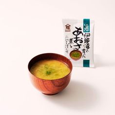 Enjoy a classic miso soup made with eight specially selected misos and fragrant Aosa seaweed from Ise Bay. Each sip brings a refreshing ocean aroma and rich, savory taste. We carefully sourced these misos from breweries across Japan, blending them in-house to create a truly unique flavor. The Aosa seaweed, grown in Ise Bay’s nutrient-rich, calm waters, adds an extra layer of depth to this soup, capturing the pure essence of the sea in every bowl. Calm Waters, Calm Water, Subscription Box, Blending, The Sea