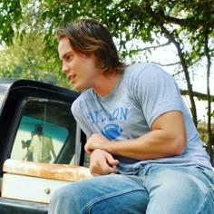 Taylor Kitsch on Instagram: "Texas forever! Happy Tim Riggins Tuesday! #taylorkitsch #timriggins #texasforever #cleareyesfullheartscantlose #fridaynightlights" Tim Riggins Aesthetic, Fall Boyfriend, Michael Taylor, Where Is The Love, Texas Forever