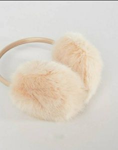 FREE DELIVERY WORLDWIDE!! Alpaca leather earmuffs. The headband is made of leather with a selection of colors on request. Alpaca skin shell. Size: one size Package include: Earmuff x 1 Custom Made Service Available, if you need custom made or wholesale, please contact us. Thanks About Mismatch: Differences in color may be caused by some other reasons such as color reflection in the monitor, lighting, background etc. Kate Spade Earmuffs, Fur Earmuffs, Headband Winter, Lighting Background, Ear Warmer Headband, Ear Warmer, Earmuffs, Real Fur, Fur Slides