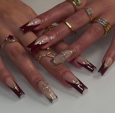 cute red nails, silver and gold accents nails, aesthetic nails Vintage Nail Ideas, Gold And Maroon Nails, Lowrider Nails, Red And Gold Nails, Gold Acrylic Nails, Cross Nails, Maroon Nails, Formal Nails