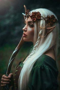 Cosplay Elf, Fairy Photoshoot, Elf Cosplay, Elf Clothes, Photographie Portrait Inspiration, Elf Costume, 다크 판타지, Fantasy Photography, Easy Halloween Costumes