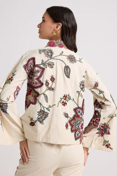 Black kala cotton jacket with cordwork, beads and floral embroidery. - Aza Fashions Estilo Hippy, International Style, Women Jackets, Floral Jacket, Jacket For Women, Embroidered Jacket, Jacket Pattern, Cotton Jacket, Short Jacket