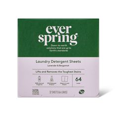 the ever spring laundry detergent sheets are shown in green and white, on a white background