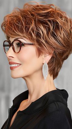 Jane Fonda Short Hair, Short Hair Cuts For Women Fall 2024, Short Hair Styles Braids, Jane Fonda Hairstyles, Women With Glasses, Edgy Short Haircuts, Short Hair Hairstyles, Grey Hair Styles For Women